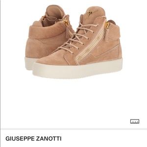 Giuseppe Zanotti Velour Nocciola 100% Authentic